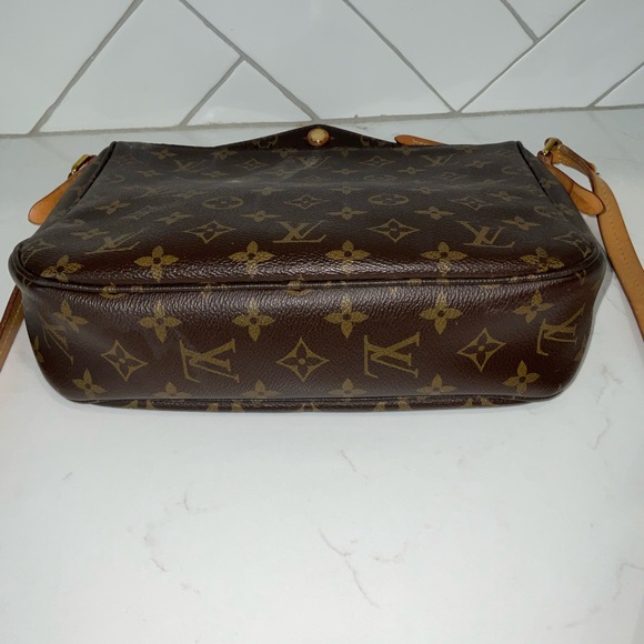 Louis Vuitton Monogram Mabillon Brown Crossbody Bag - Picture 11 of 15